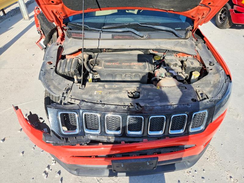 60492076 :رقم المزاد ، 3C4NJCAB2JT140026 vin ، 2018 Jeep Compass مزاد بيع
