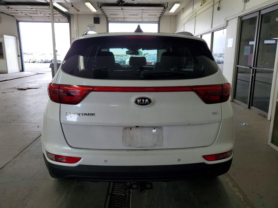 Продажа на аукционе авто 2018 Kia Sportage, vin: KNDPNCAC3J7389204, номер лота: 61043796