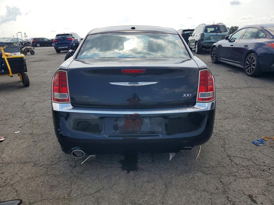 2013 Chrysler 300 მანქანა იყიდება აუქციონზე, vin: 2C3CCAAG9DH507006, აუქციონის ნომერი: 61639596