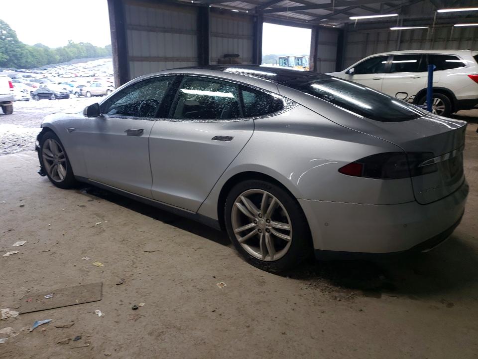 61877266 :رقم المزاد ، 5YJSA1H24FFP79091 vin ، 2015 Tesla Model S مزاد بيع