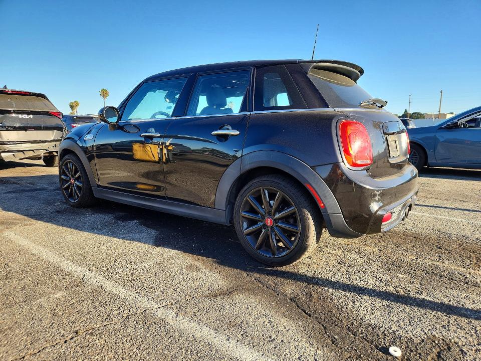 59931516 :رقم المزاد ، WMWXU3C59K2H88800 vin ، 2019 Mini Cooper مزاد بيع