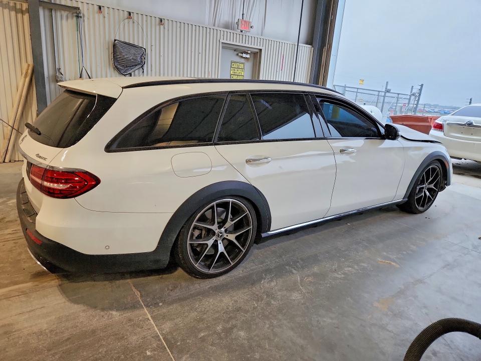 2021 Mercedes-benz E მანქანა იყიდება აუქციონზე, vin: W1KZH6AB0MA970004, აუქციონის ნომერი: 62385096