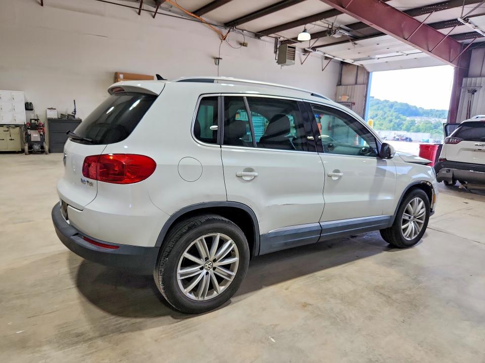 Aukcja sprzedaży 2014 Volkswagen Tiguan, vin: WVGAV3AX5EW573608, numer aukcji: 61045486