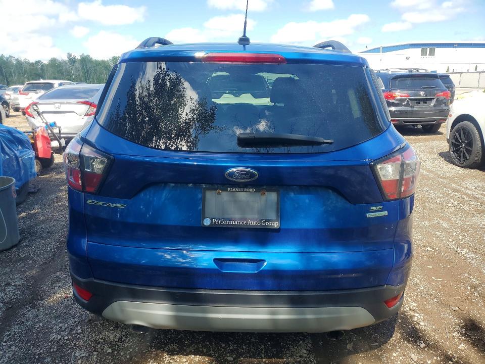 60629986 :رقم المزاد ، 1FMCU0GD8HUB68835 vin ، 2017 Ford Escape مزاد بيع