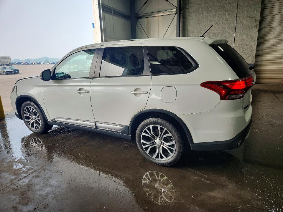 2016 Mitsubishi Outlander მანქანა იყიდება აუქციონზე, vin: JA4AZ3A32GZ022683, აუქციონის ნომერი: 61197216