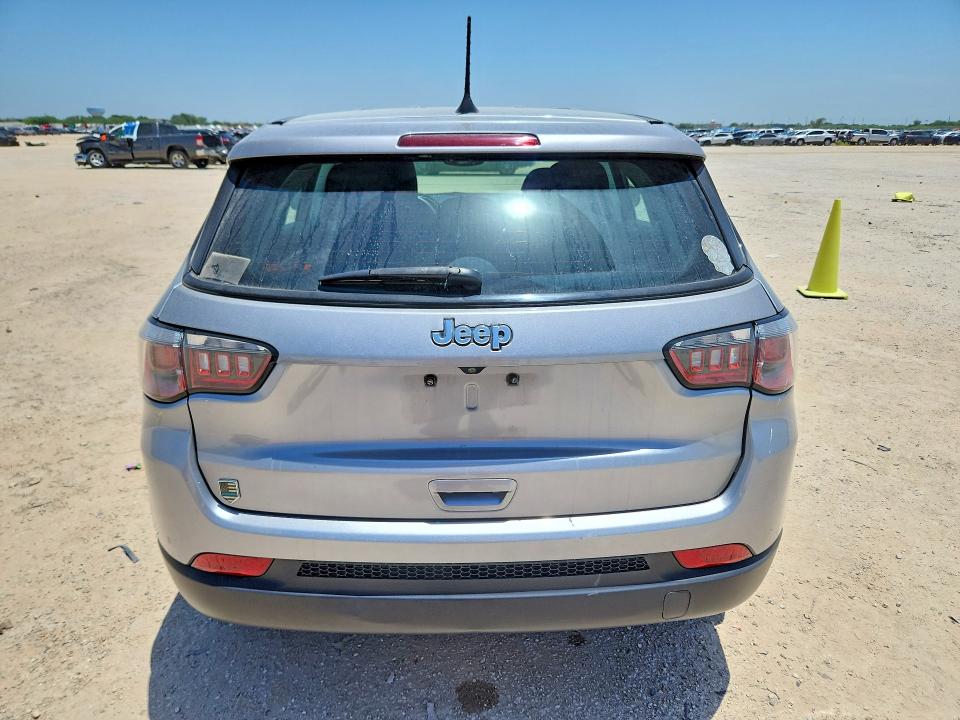 61874046 :رقم المزاد ، 3C4NJCAB0LT147656 vin ، 2020 Jeep Compass مزاد بيع