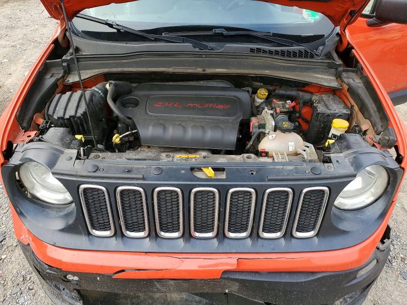 2018 Jeep Renegade მანქანა იყიდება აუქციონზე, vin: ZACCJBAB3JPJ44611, აუქციონის ნომერი: 60152326