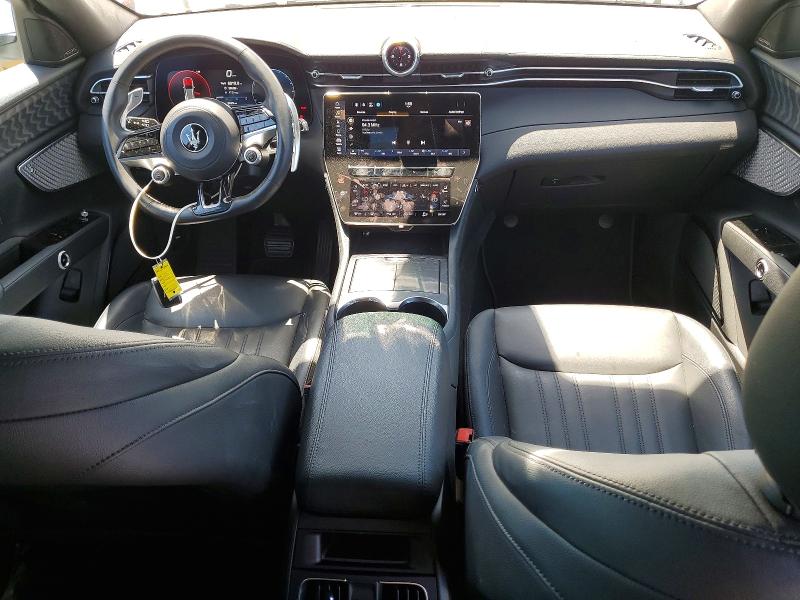 2023 Maserati Grecale მანქანა იყიდება აუქციონზე, vin: ZN682AVM7P7429635, აუქციონის ნომერი: 60884586