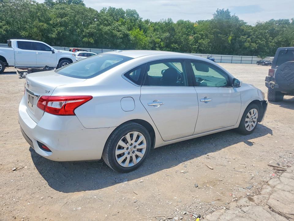 2017 Nissan Sentra მანქანა იყიდება აუქციონზე, vin: 3N1AB7AP8HL656936, აუქციონის ნომერი: 60238156