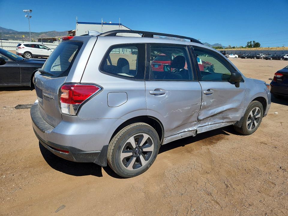 60459076 :رقم المزاد ، JF2SJABC6JH584573 vin ، 2018 Subaru Forester مزاد بيع