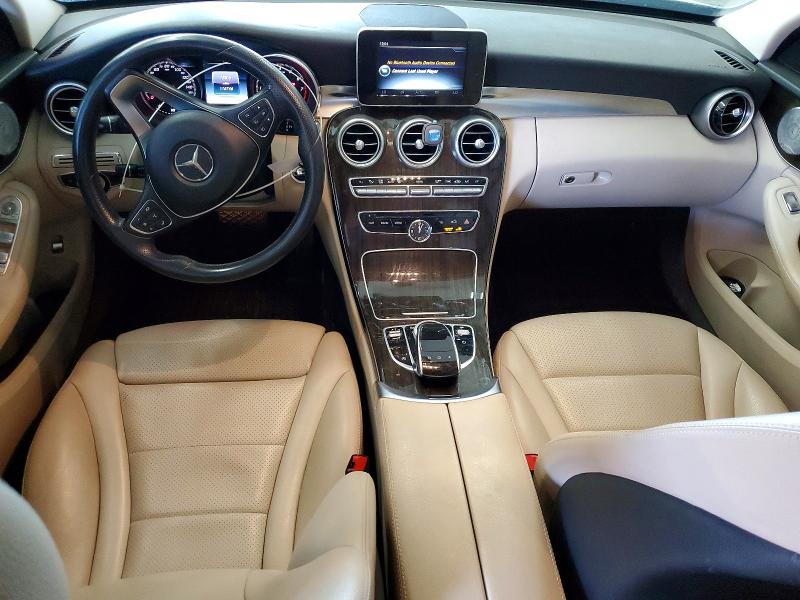 2015 Mercedes-benz C მანქანა იყიდება აუქციონზე, vin: 55SWF4KB7FU082980, აუქციონის ნომერი: 63051946