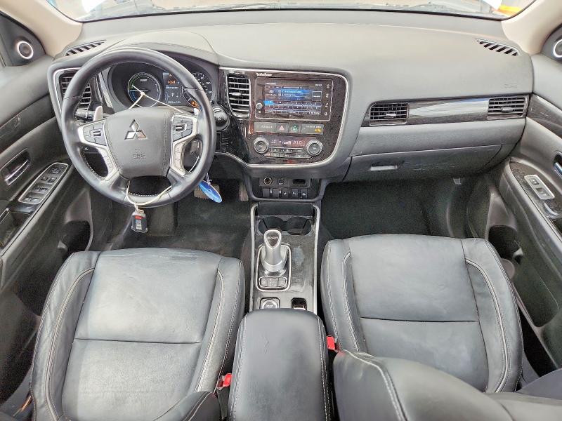 Продаж на аукціоні авто 2018 Mitsubishi Outlander, vin: JA4J24A50JZ035001, номер лоту: 61249346