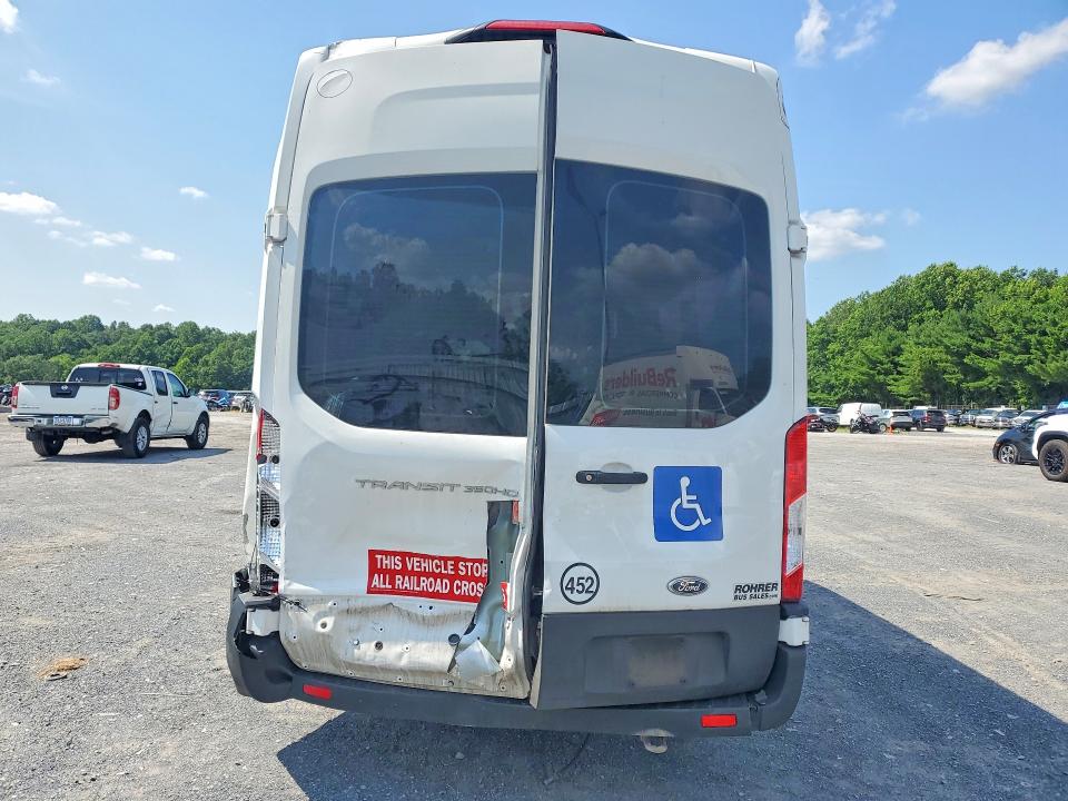 60611666 :رقم المزاد ، 1FDVU4X83NKA32753 vin ، 2022 Ford Transit مزاد بيع