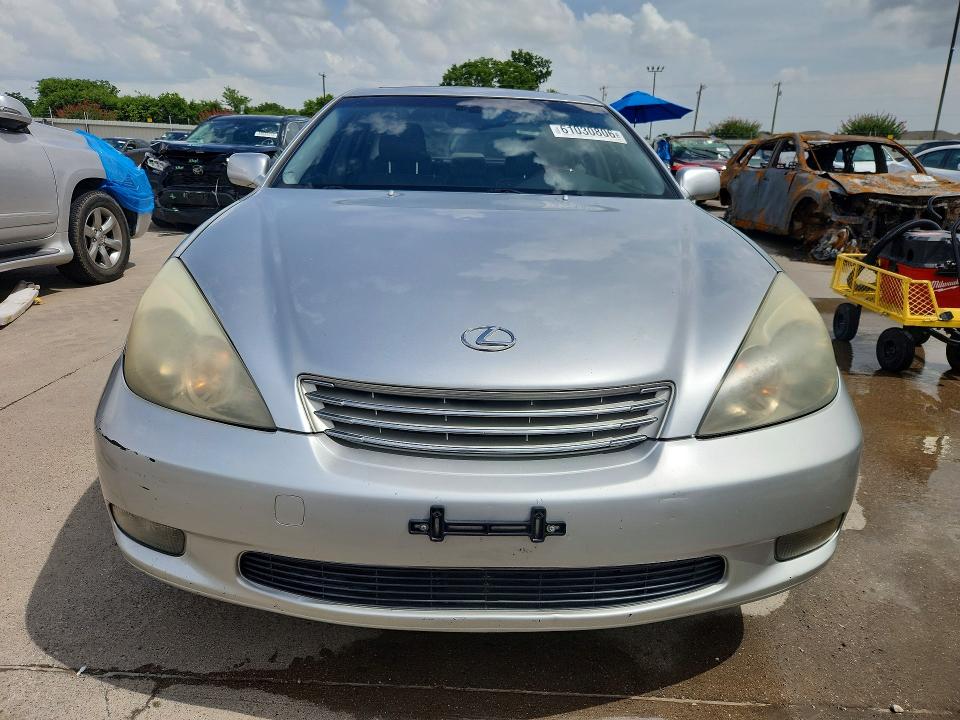 61030806 :رقم المزاد ، JTHBF30G730129863 vin ، 2003 Lexus Es مزاد بيع