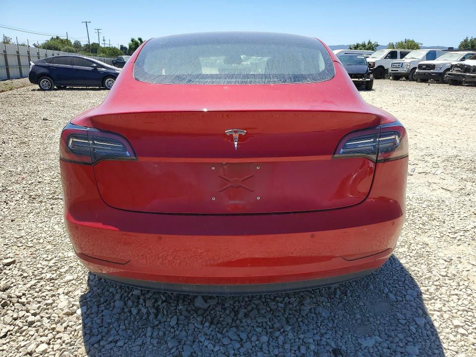61058016 :رقم المزاد ، 5YJ3E1EA6HF000068 vin ، 2017 Tesla Model 3 مزاد بيع