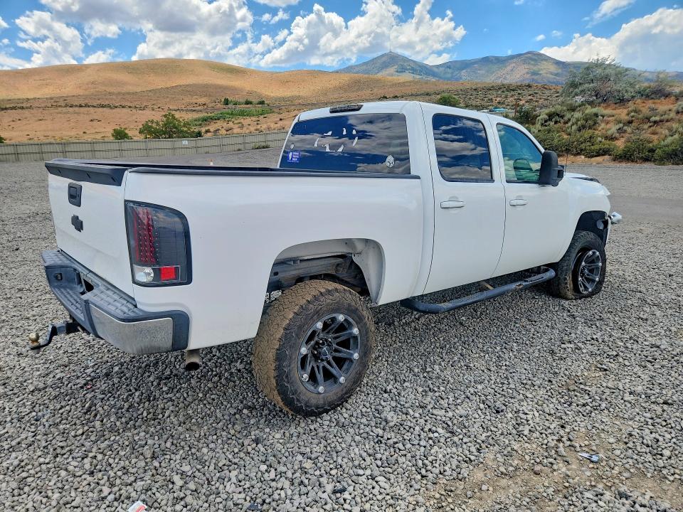 Продажа на аукционе авто 2010 Chevrolet Silverado, vin: 3GCRKSE39AG119792, номер лота: 61385916