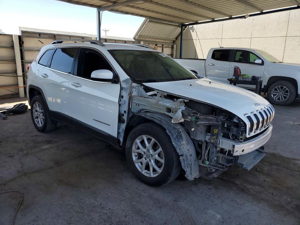 63031666 :رقم المزاد ، 1C4PJMCB1GW325800 vin ، 2016 Jeep Cherokee مزاد بيع