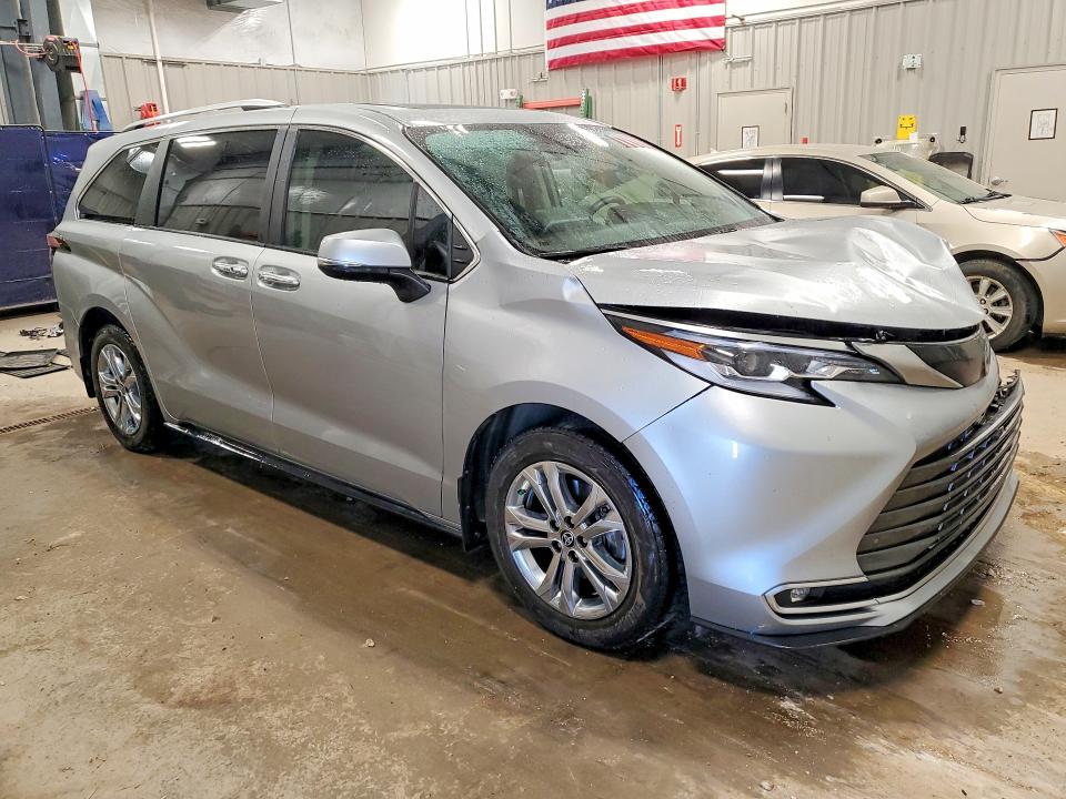 Продажа на аукционе авто 2023 Toyota Sienna, vin: 5TDESKFC8PS084590, номер лота: 60659046