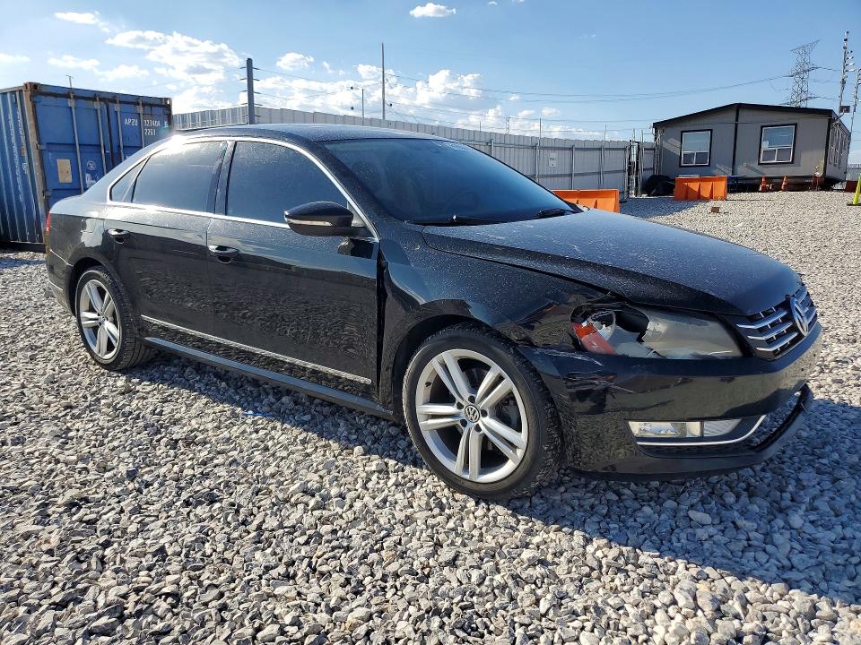 Продажа на аукционе авто 2012 Volkswagen Passat, vin: 1VWCN7A36CC010323, номер лота: 61808466