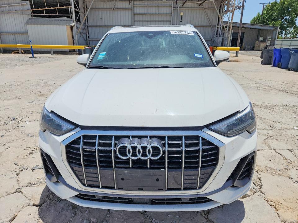 62005766 :رقم المزاد ، WA1DECF35N1113217 vin ، 2022 Audi Q3 مزاد بيع