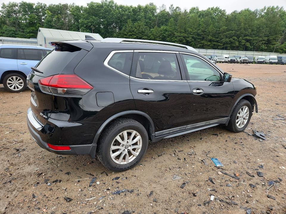 60477206 :رقم المزاد ، 5N1AT2MV9JC832655 vin ، 2018 Nissan Rogue مزاد بيع