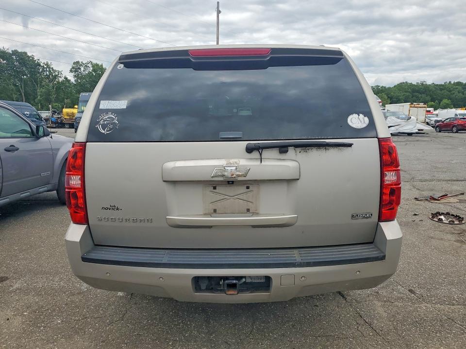 2009 Chevrolet Suburban მანქანა იყიდება აუქციონზე, vin: 1GNFK26309R251831, აუქციონის ნომერი: 63461206