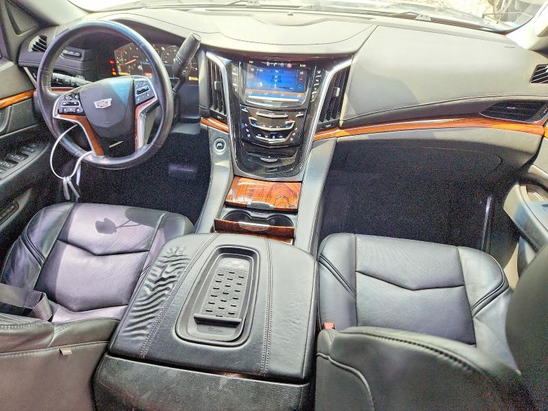 2015 Cadillac Escalade მანქანა იყიდება აუქციონზე, vin: 1GYS3MKJ7FR559640, აუქციონის ნომერი: 62578106