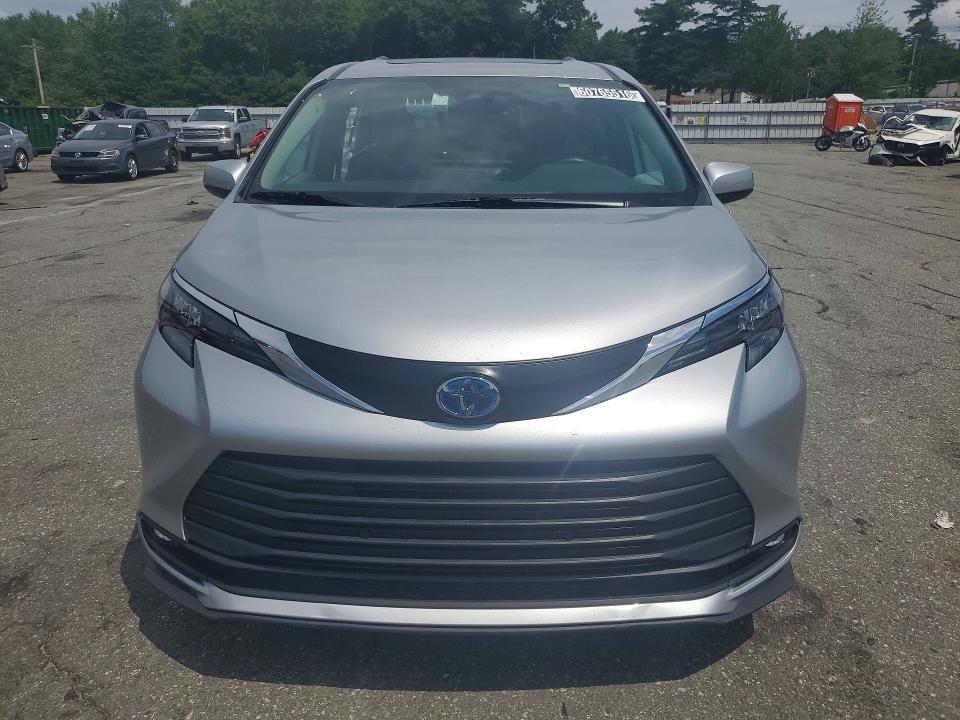 Продажа на аукционе авто 2025 Toyota Sienna, vin: 5TDYRKEC2SS228752, номер лота: 60765516