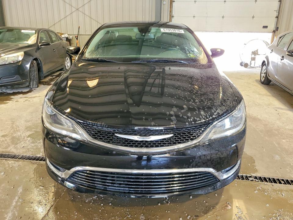 61953016 :رقم المزاد ، 1C3CCCABXFN733274 vin ، 2015 Chrysler 200 مزاد بيع