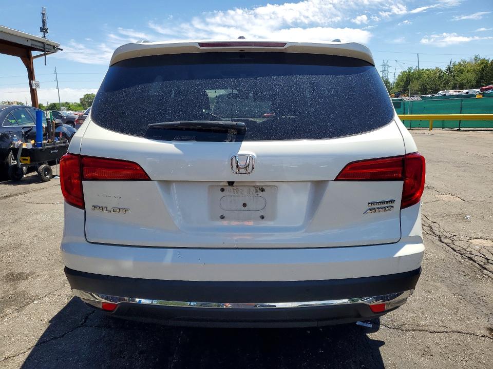 60446406 :رقم المزاد ، 5FNYF6H90HB082655 vin ، 2017 Honda Pilot مزاد بيع