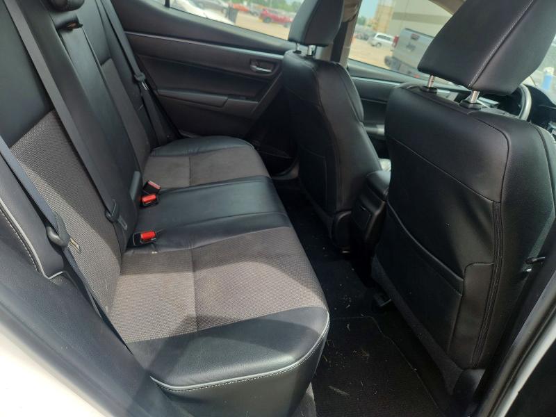 63034946 :رقم المزاد ، 5YFBURHE5GP556807 vin ، 2016 Toyota Corolla مزاد بيع