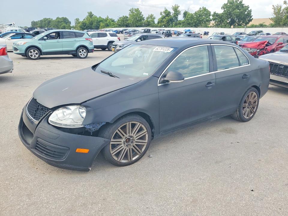 Auction sale of the 2010 Volkswagen Jetta, vin: 3VWRX7AJ8AM065824, lot number: 62791226