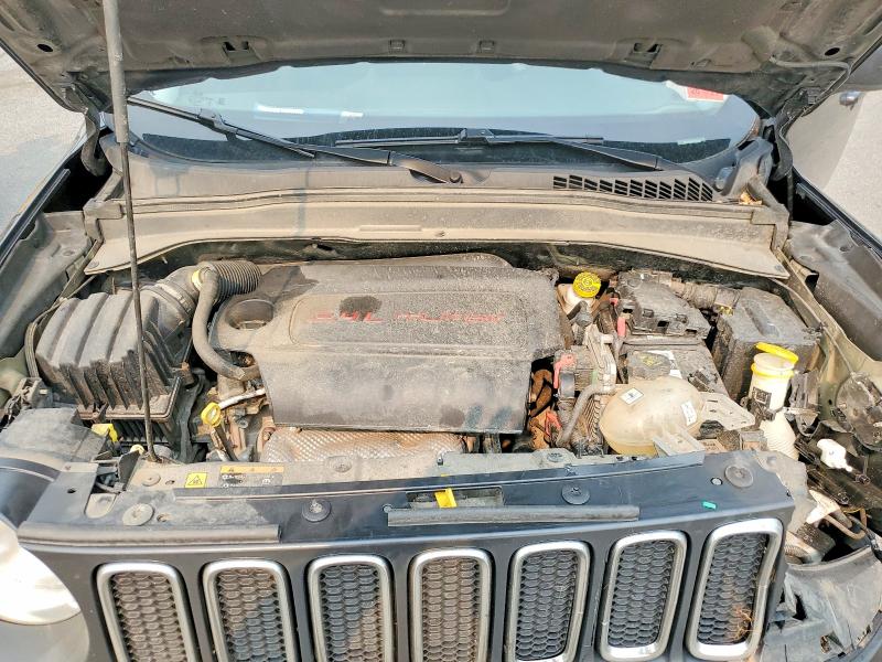 60204556 :رقم المزاد ، ZACCJBBT0GPE38969 vin ، 2016 Jeep Renegade مزاد بيع