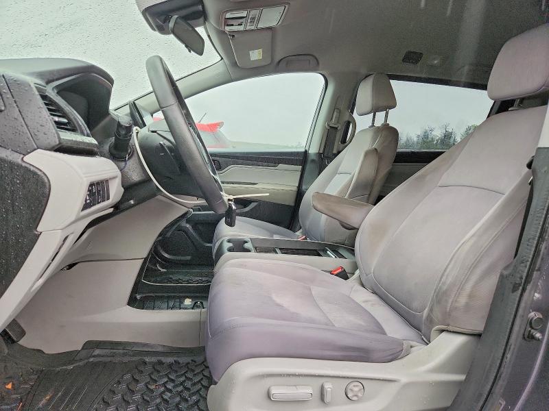 59194696 :رقم المزاد ، 5FNRL6H57JB086234 vin ، 2018 Honda Odyssey مزاد بيع