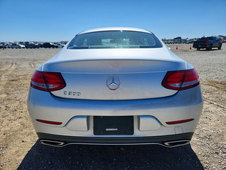 2017 Mercedes-benz C მანქანა იყიდება აუქციონზე, vin: WDDWJ4JBXHF327762, აუქციონის ნომერი: 61148206
