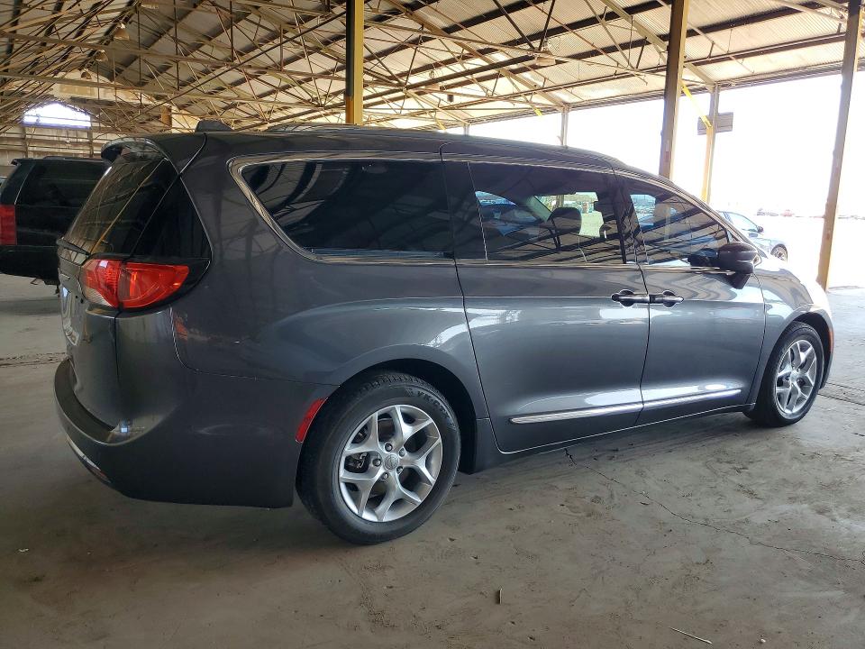 2017 Chrysler Pacifica მანქანა იყიდება აუქციონზე, vin: 2C4RC1EG1HR585151, აუქციონის ნომერი: 62331166