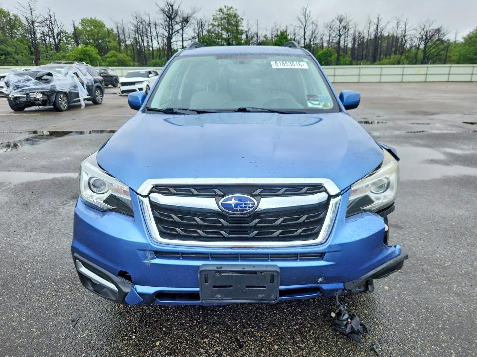 Продажа на аукционе авто 2018 Subaru Forester, vin: JF2SJARC1JH570814, номер лота: 61853616
