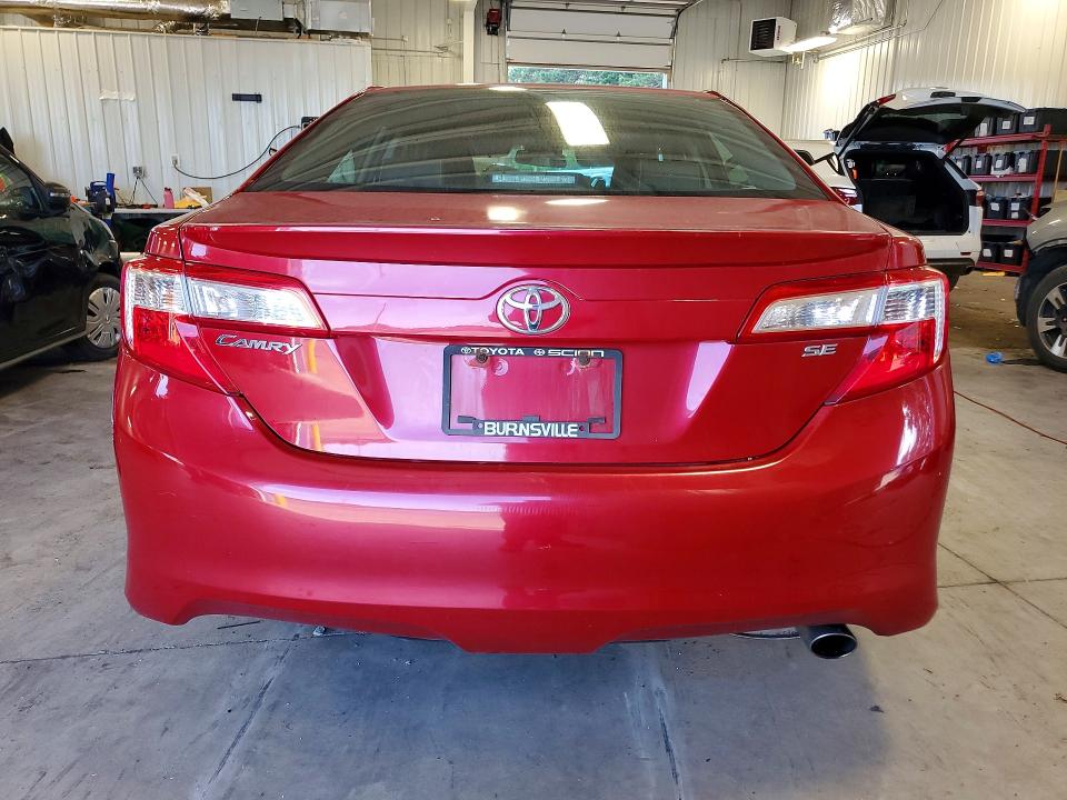 2012 Toyota Camry მანქანა იყიდება აუქციონზე, vin: 4T1BF1FK8CU601977, აუქციონის ნომერი: 60930386