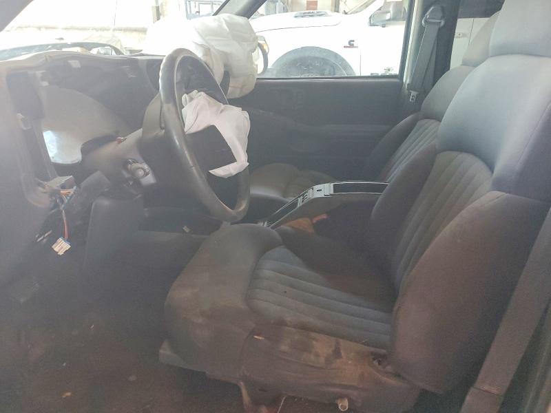 62402036 :رقم المزاد ، 1GNCS13X24K155933 vin ، 2004 Chevrolet Blazer مزاد بيع