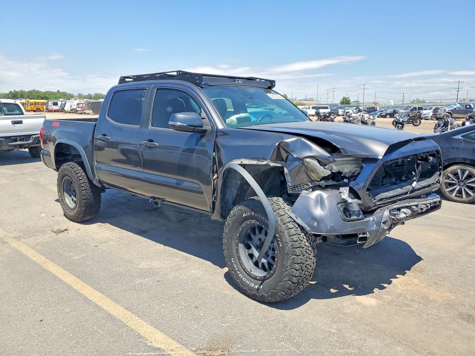 59120556 :رقم المزاد ، 3TMCZ5AN2JM152158 vin ، 2018 Toyota Tacoma مزاد بيع