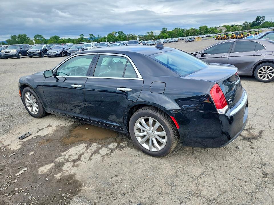 Продажа на аукционе авто 2017 Chrysler 300, vin: 2C3CCARG3HH637468, номер лота: 62814396