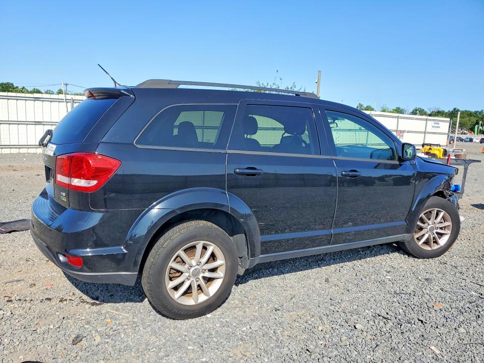 62093476 :رقم المزاد ، 3C4PDCBG8FT685942 vin ، 2015 Dodge Journey مزاد بيع