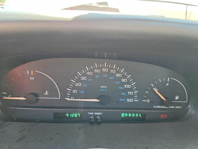 Продажа на аукционе авто 2000 Chrysler Voyager, vin: 2C4GJ2534YR647657, номер лота: 61706336