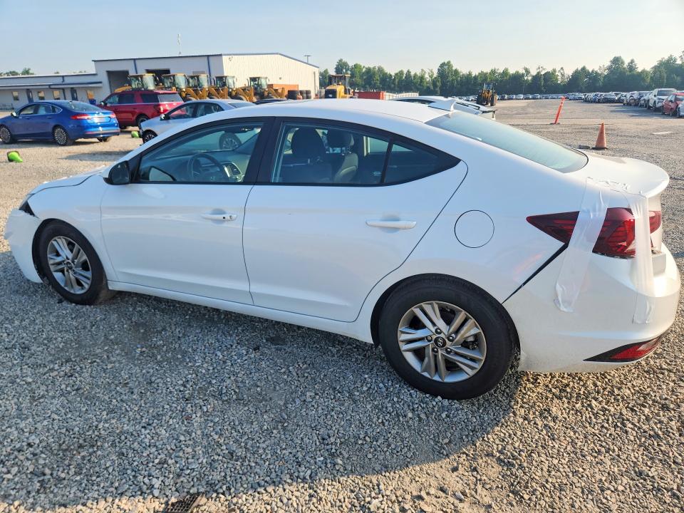 61302216 :رقم المزاد ، 5NPD84LF4LH587554 vin ، 2020 Hyundai Elantra مزاد بيع