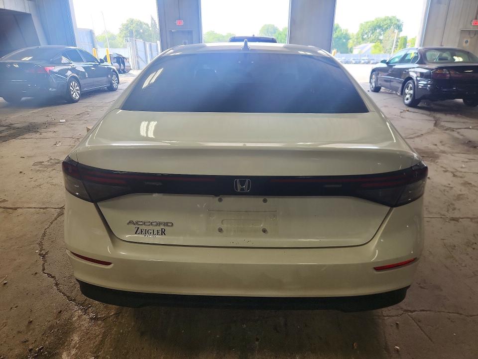 Продаж на аукціоні авто 2024 Honda Accord, vin: 1HGCY1F37RA037942, номер лоту: 61690736