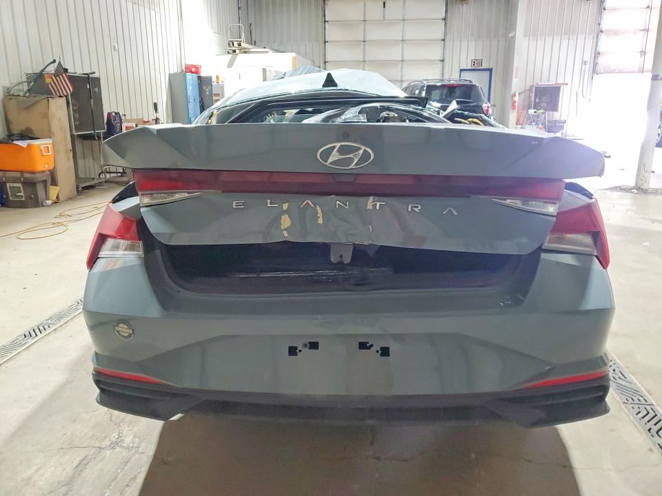 61148256 :رقم المزاد ، KMHLL4AG8MU173220 vin ، 2021 Hyundai Elantra مزاد بيع