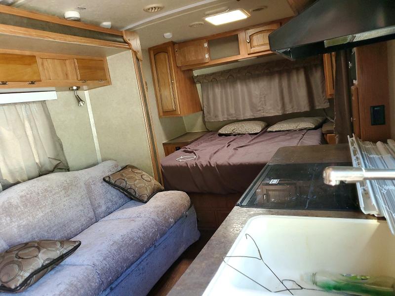 Продаж на аукціоні авто 2015 Rockwood Travel Trailer, vin: 4X4TRLW24FD402760, номер лоту: 59229276