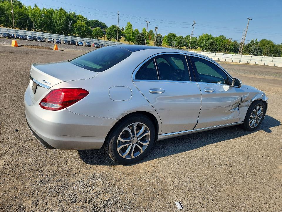 Продажа на аукционе авто 2017 Mercedes-benz C, vin: 55SWF4KB3HU195098, номер лота: 61597626