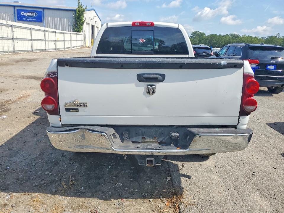 60137666 :رقم المزاد ، 1D7HA18N48S563354 vin ، 2008 Dodge Ram 1500 مزاد بيع