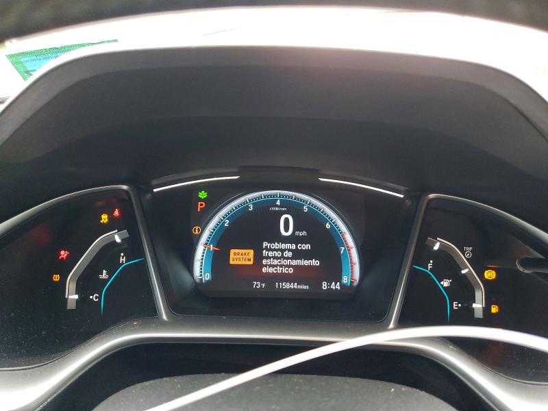 61930446 :رقم المزاد ، JHMFC1F33JX026852 vin ، 2018 Honda Civic مزاد بيع